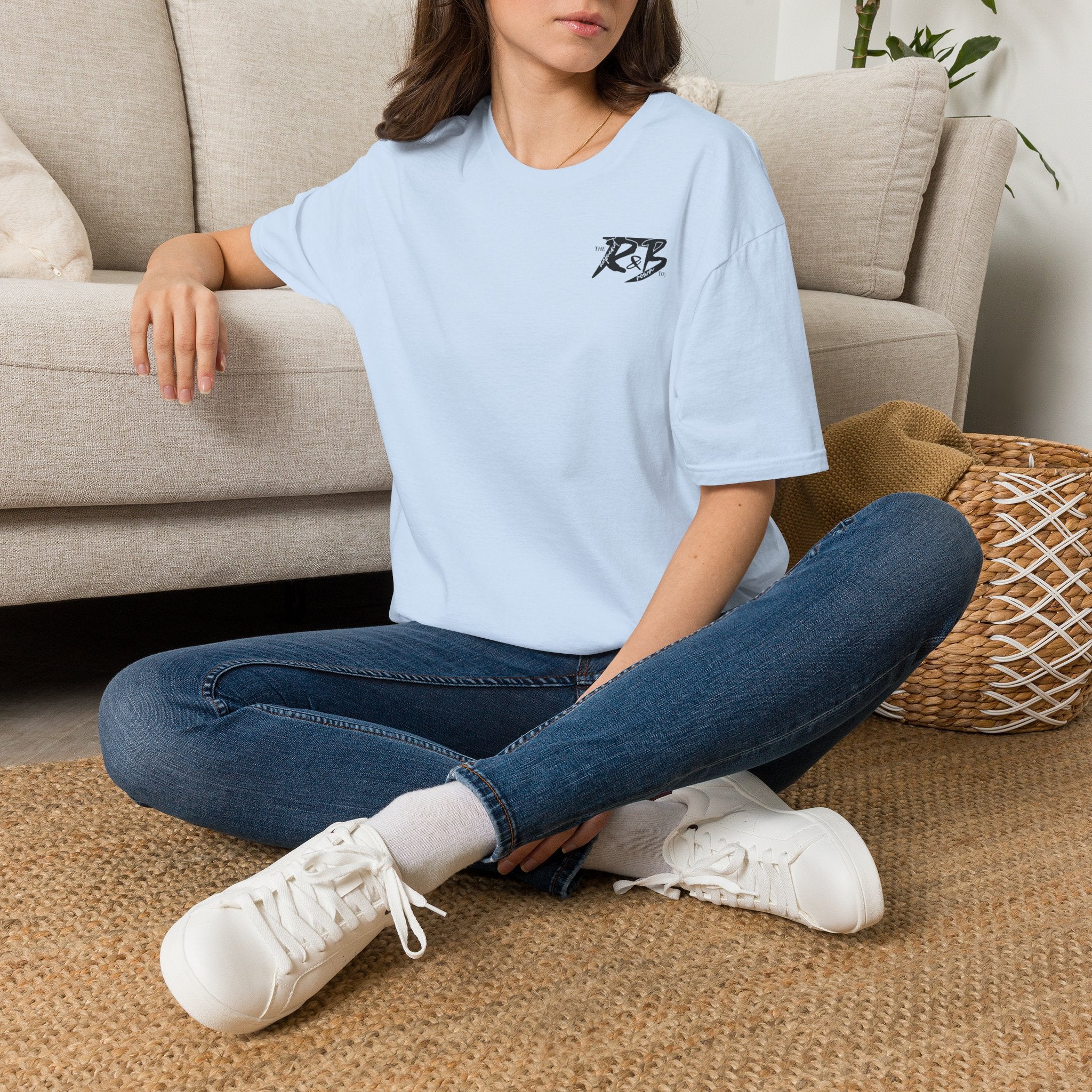 R&B Minimalist Logo T-Shirt — Retro Script Chest Print