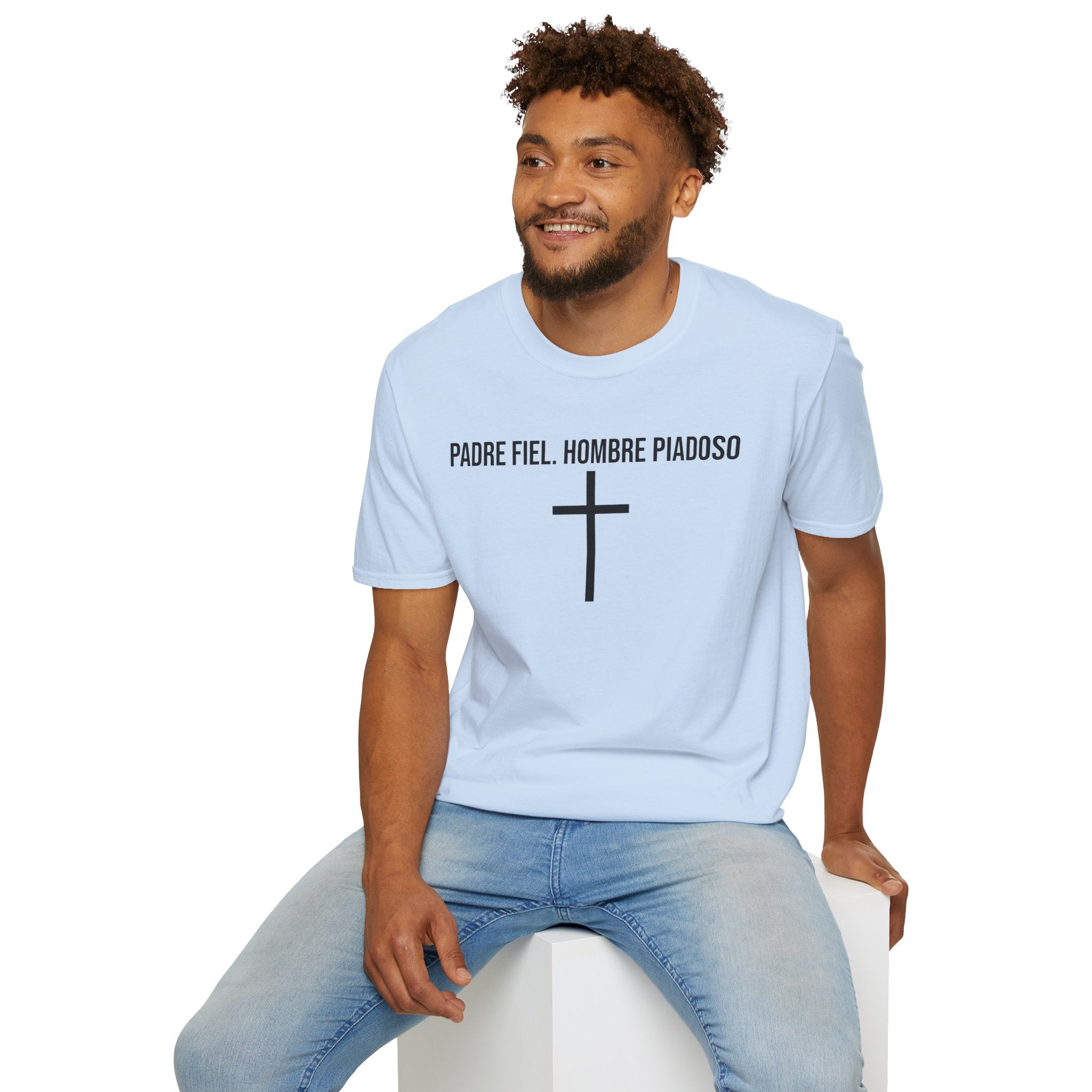 Padre Fiel, Hombre Piadoso T-Shirt — Spanish Christian Cross Tee