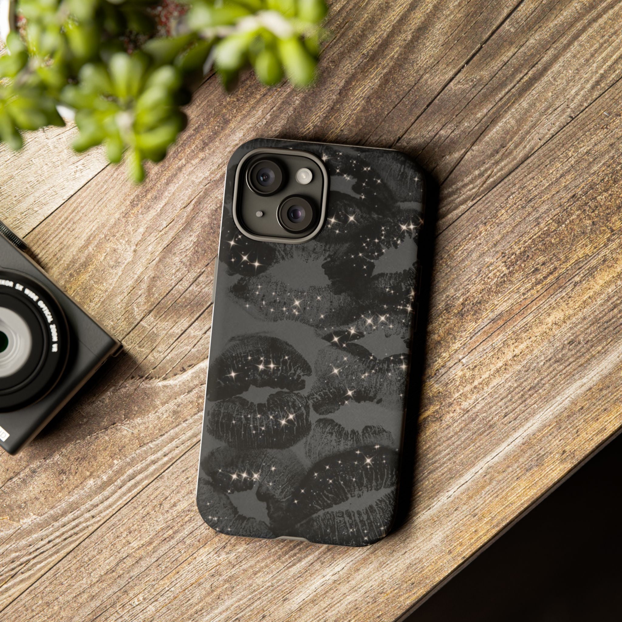 Black Glitter Kiss Phone Case — Sparkling Lip Print Protective Cover