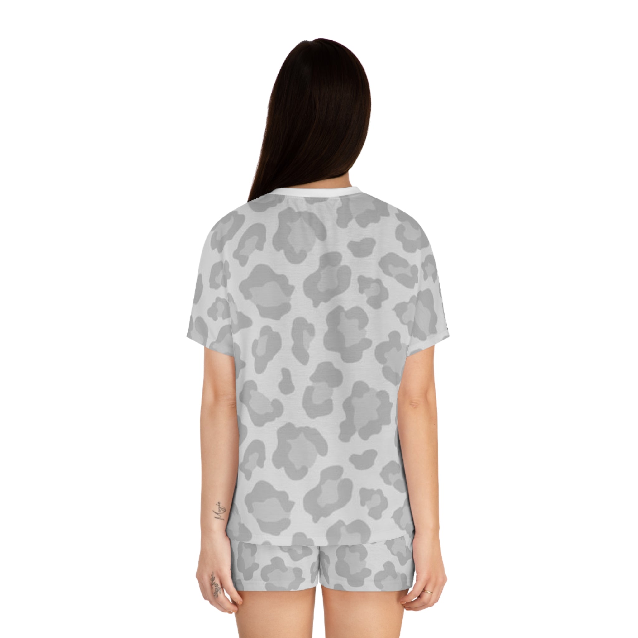 Gray Leopard Print Women's Short Pajama Set — Cozy Sleep Tee & Shorts