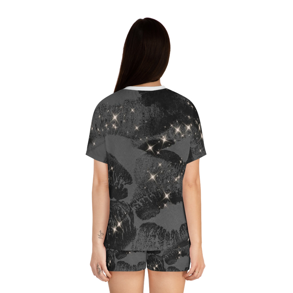 Sparkling Kiss Print Women's Short Pajama Set