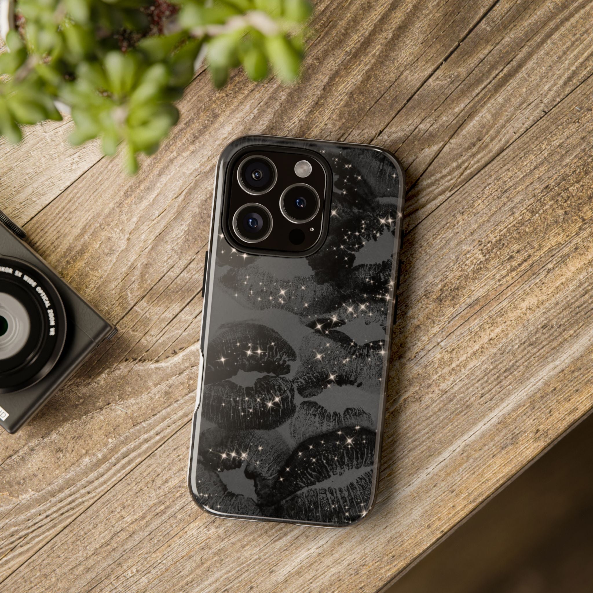 Black Glitter Kiss Phone Case — Sparkling Lip Print Protective Cover