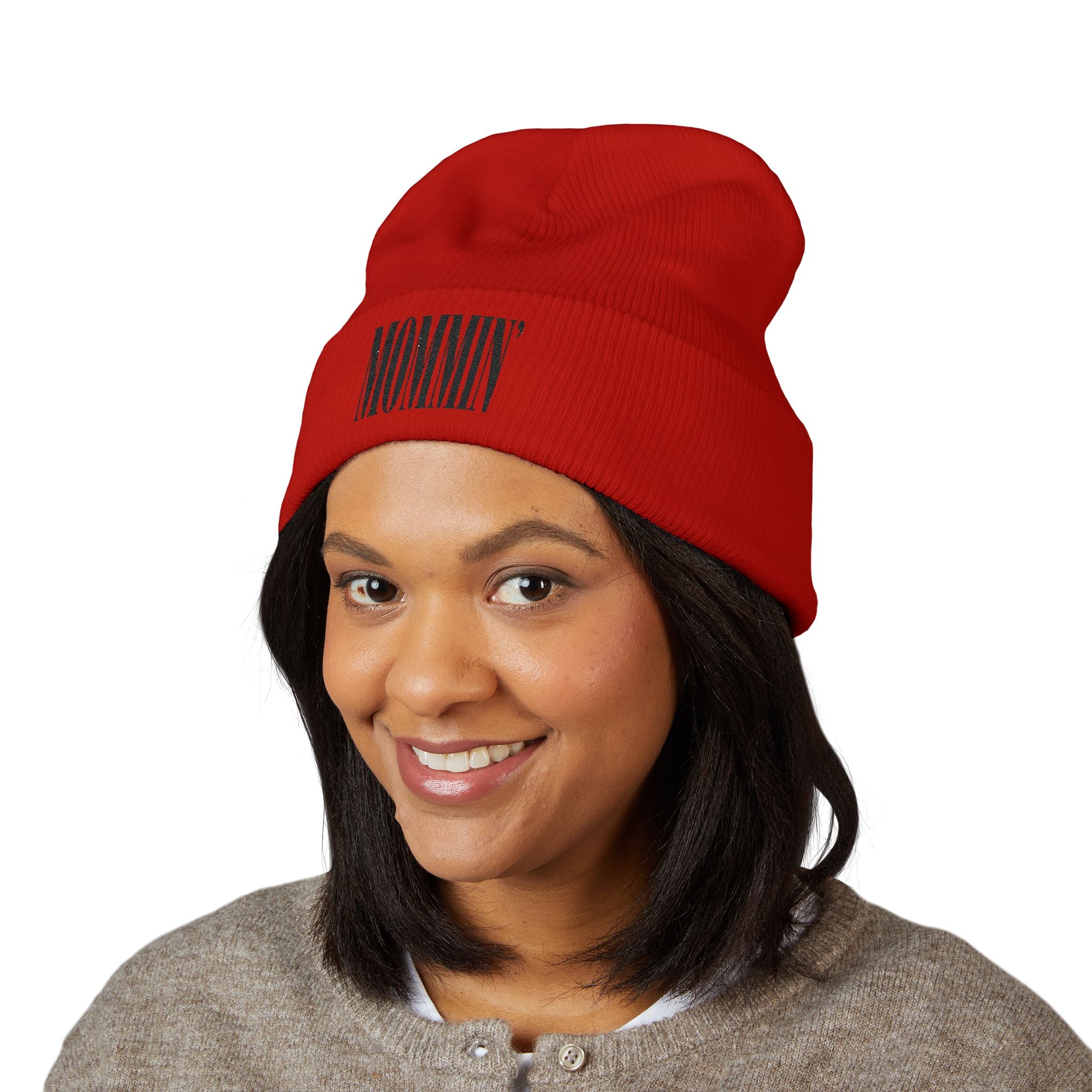Embroidered "Mommin'" Cuffed Beanie — Cozy Knit Mom Hat